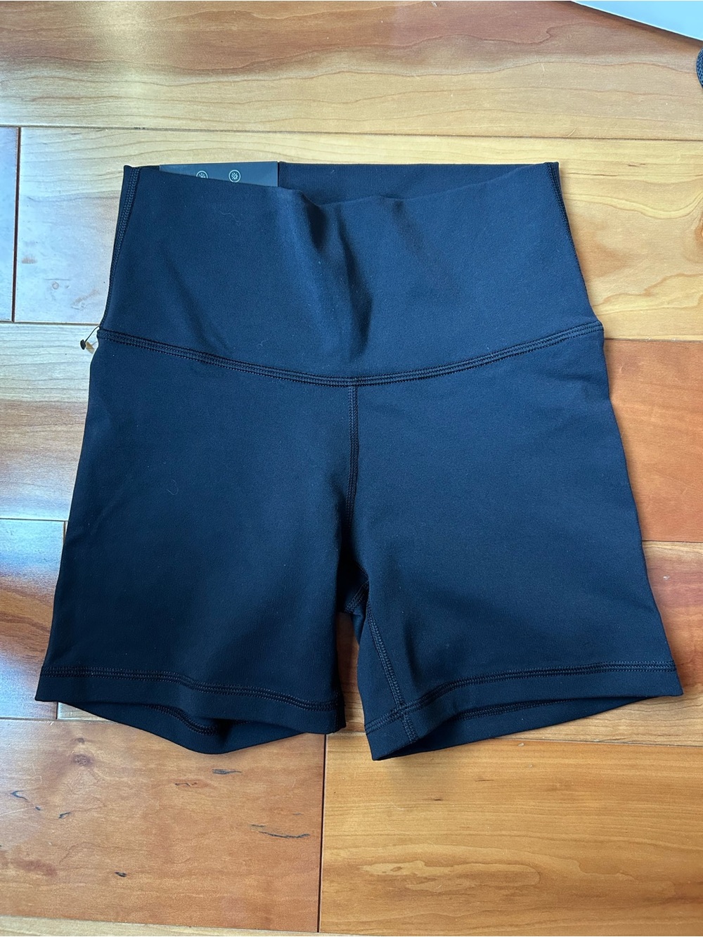 TnaLIFE™ Atmosphere Hi-Rise 5" Short